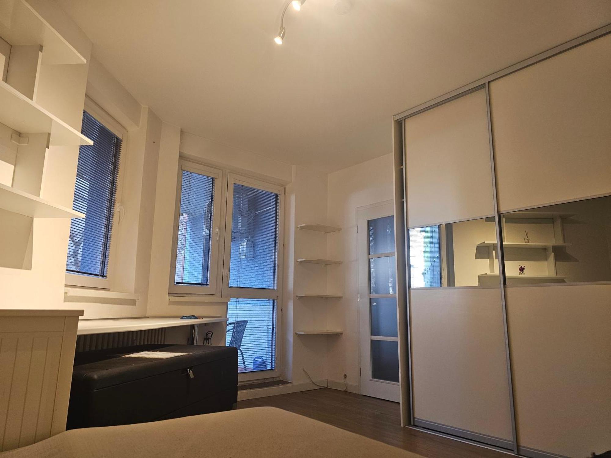Huge Apartment Next To Train Station Close To The City Center Bratislava Luaran gambar